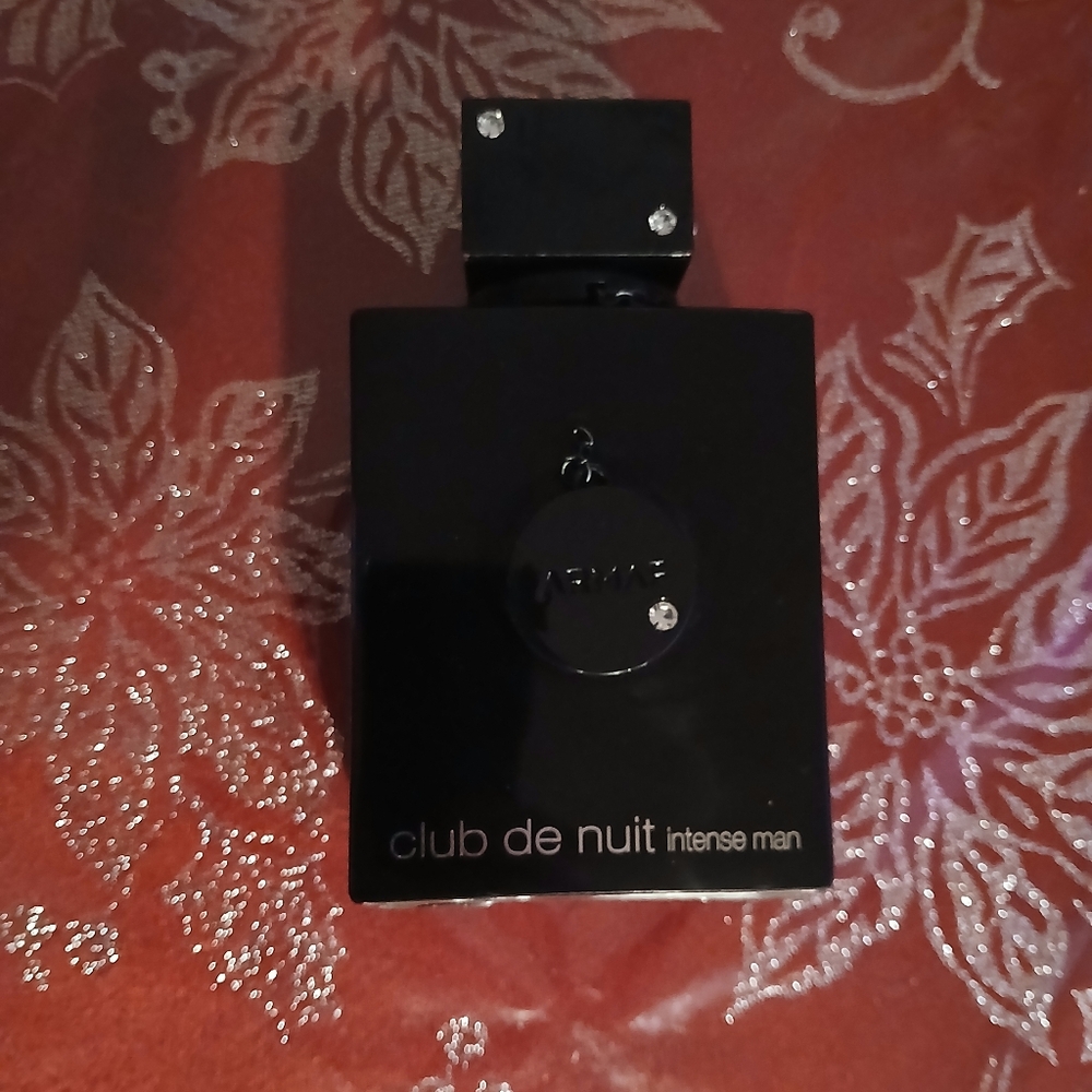 Armaf Club De Nuit Intense Cologne 'La Bestia Negra' for Men 3.8 OZ Spray